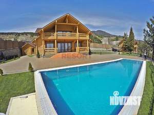 Дом 300м², 2-этажный, участок 15 сот.  