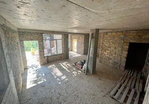 Дом 295м&sup2;, 3-этажный, участок 4 сот.  