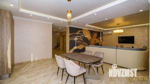 Дом 240м&sup2;, 2-этажный, участок 3 сот.  