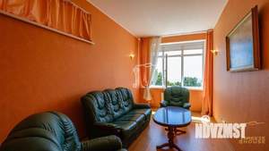 Дом 350м², 3-этажный, участок 20 сот.  