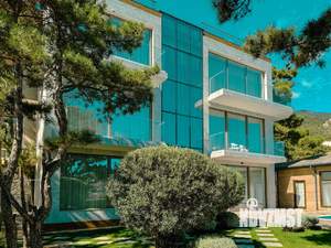 Дом 336м², 3-этажный, участок 29 сот.  