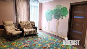 Дом 281м², 3-этажный, участок 6 сот.  