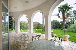 Дом 797м², 2-этажный, участок 30 сот.  