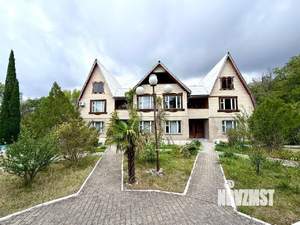 Дом 479м&sup2;, 2-этажный, участок 16 сот.  