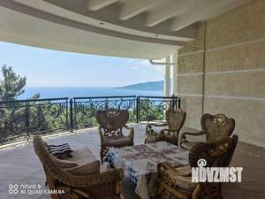 Дом 515м&sup2;, 4-этажный, участок 10 сот.  