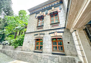 Дом 505м², 3-этажный, участок 41 сот.  