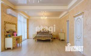 Дом 390м², 3-этажный, участок 10 сот.  