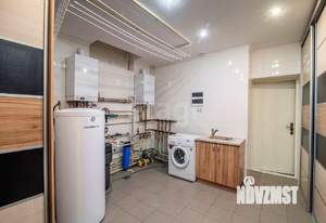 Дом 265м², 2-этажный, участок 20 сот.  