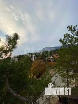 Дом 255м&sup2;, 2-этажный, участок 4 сот.  