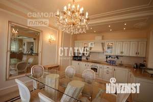 Коттедж 292м², 3-этажный, участок 7 сот.  