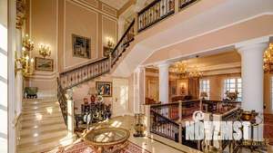 Коттедж 1250м², 3-этажный, участок 18 сот.  