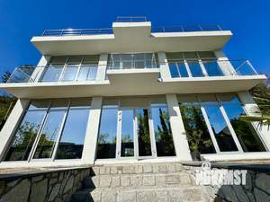 Дом 228м&sup2;, 2-этажный, участок 8 сот.  