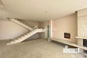 Дом 475м&sup2;, 3-этажный, участок 4 сот.  