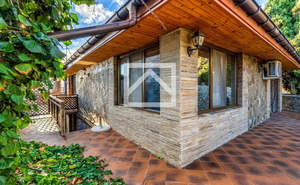 Дом 315м², 2-этажный, участок 30 сот.  