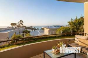 Таунхаус 140м², 2-этажный, участок 2 сот.  