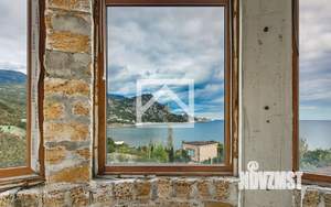 Дом 502м&sup2;, 4-этажный, участок 6 сот.  