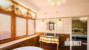 Дом 300м&sup2;, 3-этажный, участок 6 сот.  