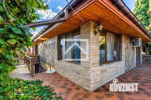 Дом 315м&sup2;, 2-этажный, участок 30 сот.  