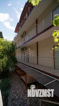 Дом 600м², 3-этажный, участок 6 сот.  