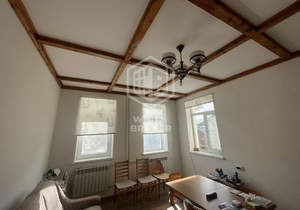 Дом 223м&sup2;, 3-этажный, участок 15 сот.  