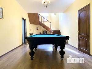 Дом 286м&sup2;, 3-этажный, участок 6 сот.  