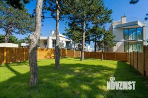 Дом 146м&sup2;, 3-этажный, участок 4 сот.  