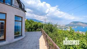 Дом 285м², 2-этажный, участок 3 сот.  