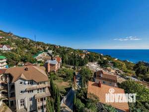 Дом 350м², 3-этажный, участок 6 сот.  