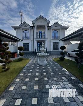 Дом 290м&sup2;, 2-этажный, участок 5 сот.  