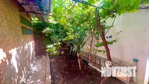 Дом 192м², 3-этажный, участок 4 сот.  