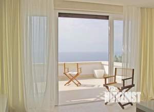 Дом 564м², 3-этажный, участок 12 сот.  