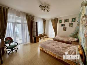 Дом 275м², 3-этажный, участок 32 сот.  