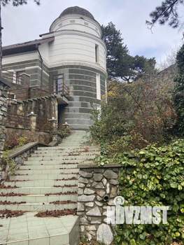 Дом 800м², 3-этажный, участок 12 сот.  