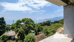 Дом 240м&sup2;, 3-этажный, участок 3 сот.  