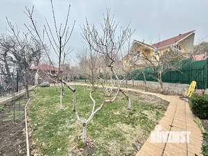 Дом 385м², 3-этажный, участок 14 сот.  