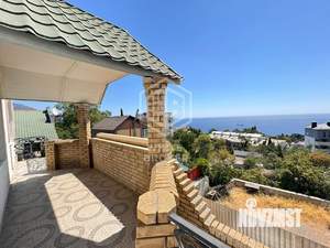 Дом 379м², 4-этажный, участок 6 сот.  