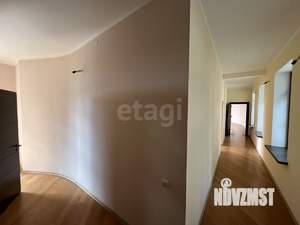 Дом 800м², 3-этажный, участок 12 сот.  