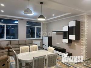 Дом 264м&sup2;, 3-этажный, участок 3 сот.  