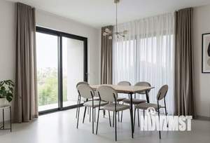 Дом 300м&sup2;, 2-этажный, участок 4 сот.  