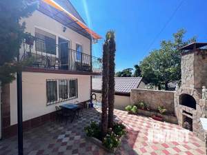 Дом 49м&sup2;, 2-этажный, участок 1 сот.  