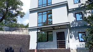 Дом 289м&sup2;, 3-этажный, участок 7 сот.  