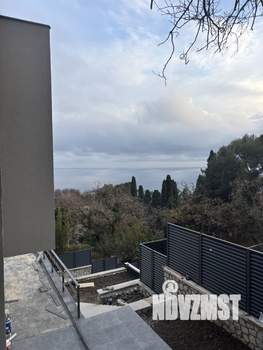 Дом 170м&sup2;, 2-этажный, участок 4 сот.  