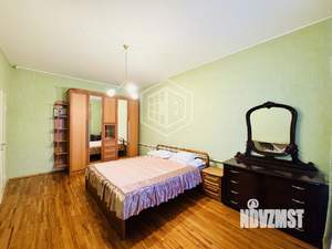 Дом 210м&sup2;, 2-этажный, участок 5 сот.  