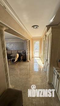 Дом 372м&sup2;, 4-этажный, участок 4 сот.  