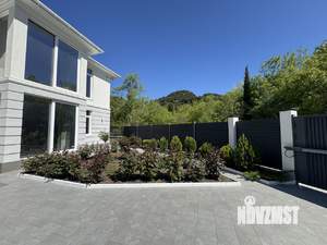 Дом 240м&sup2;, 2-этажный, участок 7 сот.  