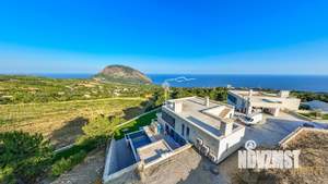 Дом 423м², 2-этажный, участок 18 сот.  