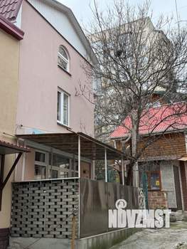 Дом 92м&sup2;, 2-этажный, участок 3 сот.  