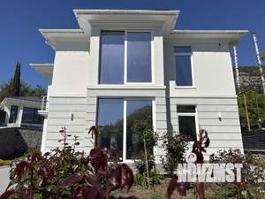 Дом 240м&sup2;, 2-этажный, участок 7 сот.  