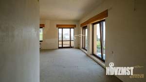 Дом 511м&sup2;, 3-этажный, участок 10 сот.  