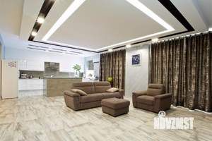 Дом 320м², 2-этажный, участок 9 сот.  